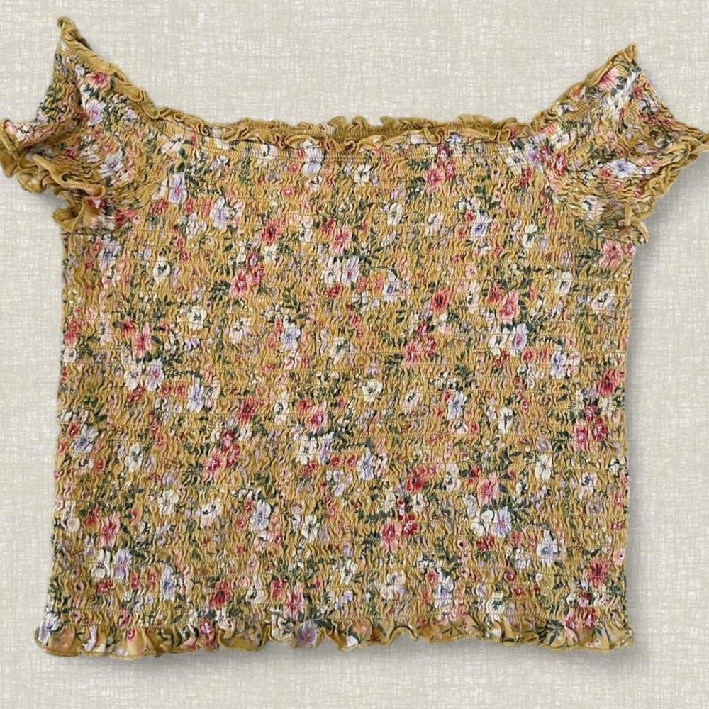 American Eagle Womens Mustard Yellow Floral Smocked Off Shoulder Crop Top Size M